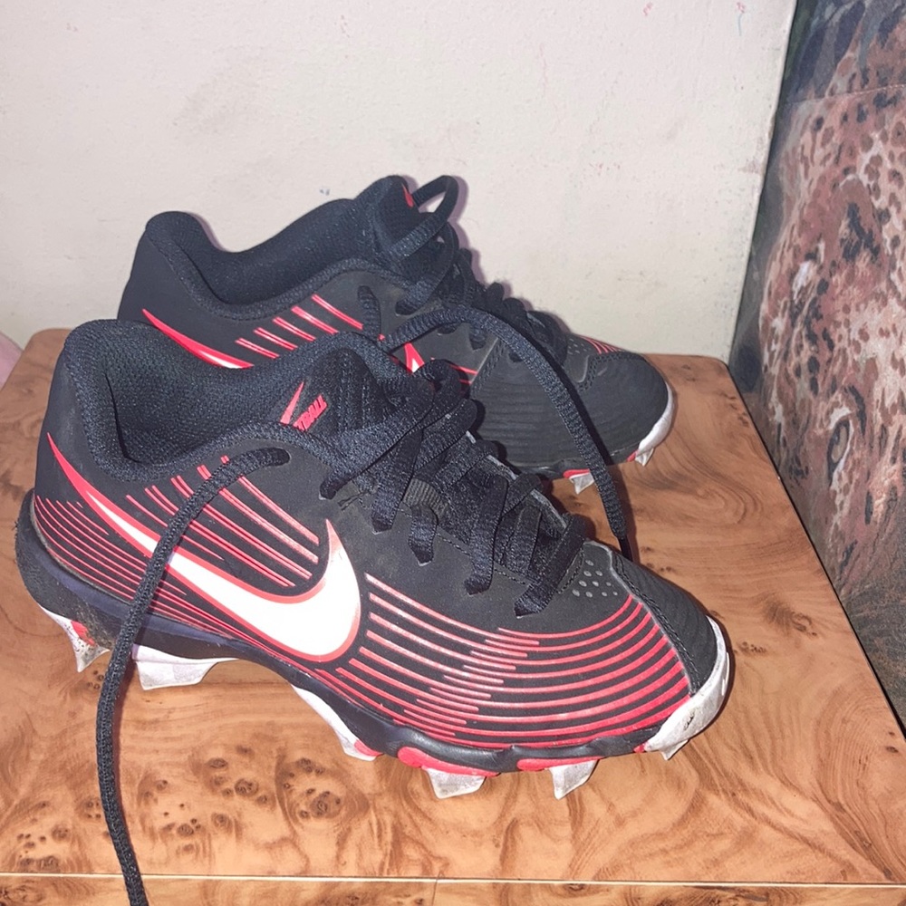 Nike FastFlex cleats for softball 🥎 12Y